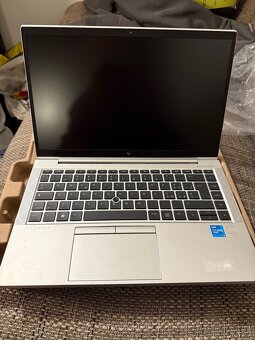 HP EliteBook 840G8 16GB RAM 256gb - 7