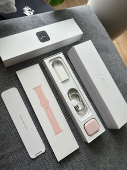 Apple Watch Series 5 Rose gold - 7