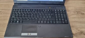 15,6" Acer TravelMate 8571 SSD - 7