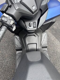 Honda Forza 125 - 7