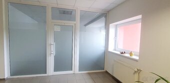 Kancelárske-obchodné priestory-centrum Prievidza - 7