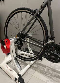 Predám cestný bicykel + trenažér ELITE - 7