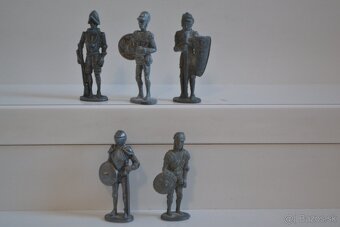 KINDER Kovove. - 7