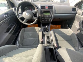 Volkswagen Golf V - 7