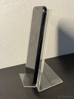 Predám Apple iPhone 11 PRO MAX 64GB Black Minimálne - 7