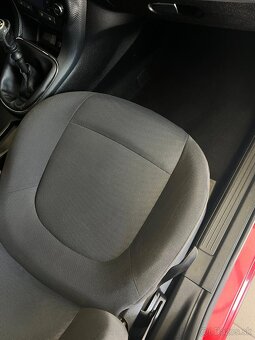 Predám Fiat Bravo 12/2007 1.9 Diesel 88kW - 7