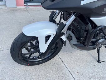 Honda NC750X - 7