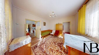 Rodinný dom s veľkým pozemkom a garážou, Dvorec - 7