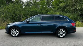 Škoda Superb Combi 2.0 TDI CR DSG - 7