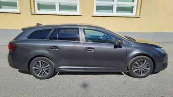 Toyota Avensis Combi 2.0 D-4D S&S Business - 7