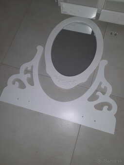 Toaletný stolík so zrkadlom a taburetkou / SONGMICS - 7