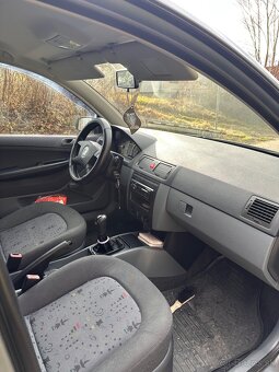 Predám Škoda Fabia 1.2 HTP - 7