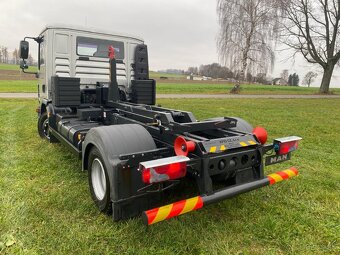 Hákový  nosič kontejnerů - 7