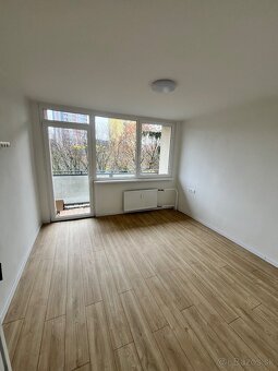 Predaj štýlového,veľkého 3 izbové bytu v centre Nitry - 7