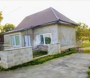 Na predaj  menší rodinný dom /230 m2/ v Ľuboreči. - 7