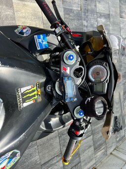 Suzuki gsxr750k8-okruhovka - 7