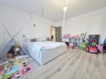 RezervovanéNa predaj štýlový 4 izbový rodinný dom na... - 7