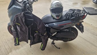 Yamaha nmax 125 - 7