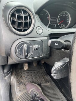 Ford fiesta - 7