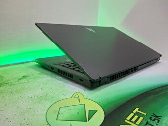 Acer Nitro V15 – Ryzen 7 / RTX 4050 / DDR5 – Herný NB - 7