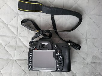 Nikon D7000 (len 24tis. záberov) + Tamron 17-50mm f/2.8 VC + - 7