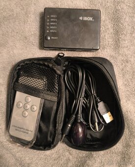 Predám 5 vstupový HDMI switch - prepínač. - 7