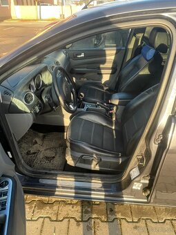 Predám Ford Focus MK2 1.6tdci 66kw - 7