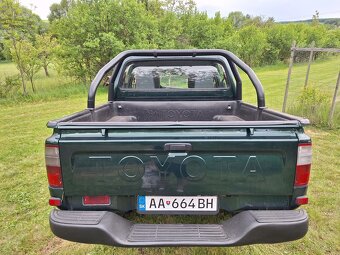 Toyota Hilux - 7