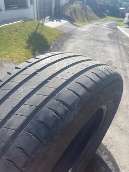 Predám letné pneumatiky Michelin 235/65r17 - 7