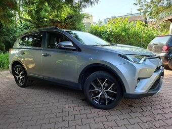 Toyota RAV4, 2.0 benzin, 4x4 AWD. 7st automat - 7