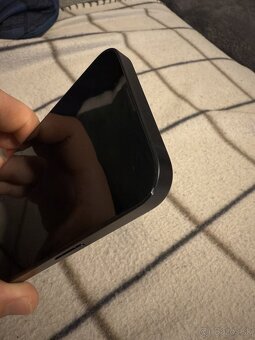 Predám iPhone 14 - 128GB - Midnight - 7