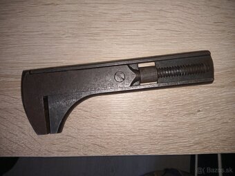 Francúzsky kľúč Mercedes Benz - 7