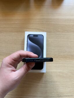 iPhone 15 pro 256 GB - 7