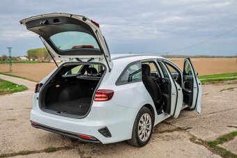 KIA CEED SW Combi 2020/8 1.6Crdi 85KW 217000km SK - 7
