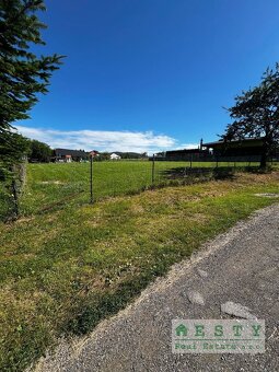 PREDAJ stavebný pozemok 900 m2, Kosorín, ESTY Real Estate s. - 7
