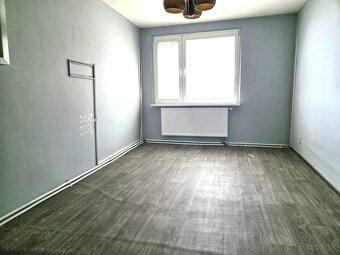 Ponúkame na predaj 4-izbový byt s loggiou ma Zelenečskej uli - 7