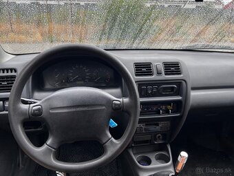 MAZDA 323 - 7
