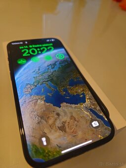 Predam Apple IPhone 15 128gb čierny - 7