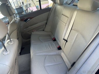 Mercedes E trieda 320 CDI Avantgarde 4-matic A/T - 7