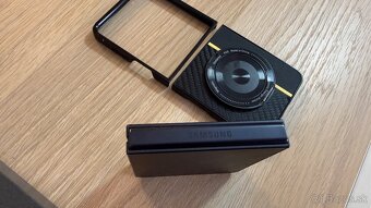 Vymenim Samsung Flip 7 cierny 256gb kupeny v Samsungu - 7