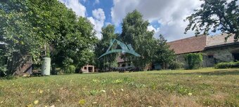 Na predaj starší sedliacky R. dom s obrovským pozemkom 292 - 7
