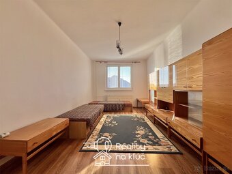 Na prenájom zariadený 2-izbový byt s balkónom v NZ - 7