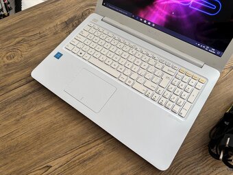 15.6/Asus Notebook/4GB RAM/128GB NVMe SSD/Intel HD 2GB Graf/ - 7