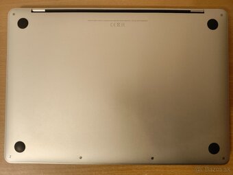 MacBook Pro 2017 | i5 • 8GB • 256GB SSD - 7