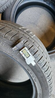 Predám letné pneumatiky Pirelli 255x45 r19 - 7
