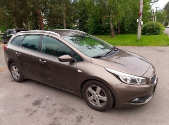 Kia Ceed SW 1,6crdi 94kw rok 2013 - 7