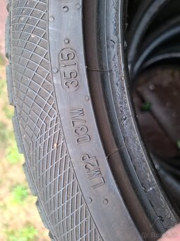 245/40 R18 zimne pneumatiky continental - 7