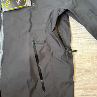 Arc'teryx Beta LT Jacket - S - 7