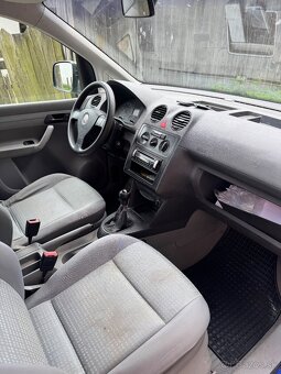 Volkswagen Caddy 1.6 75kw 5Miestne RV 2007 - 7