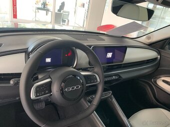 Fiat 600 La Prima 1.2 T Hybrid 145k 6DCT automat - 7